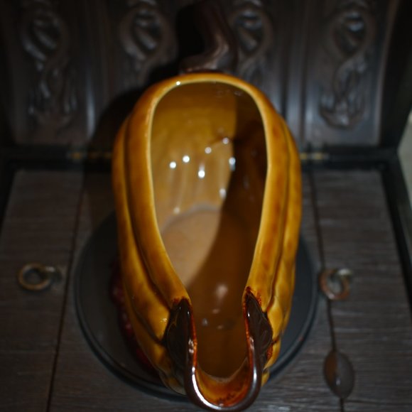 LINEN N THINGS Halloween Thanksgiving Harvest Pumpkin Squash Shape Gravy Boat - Picture 3 of 11